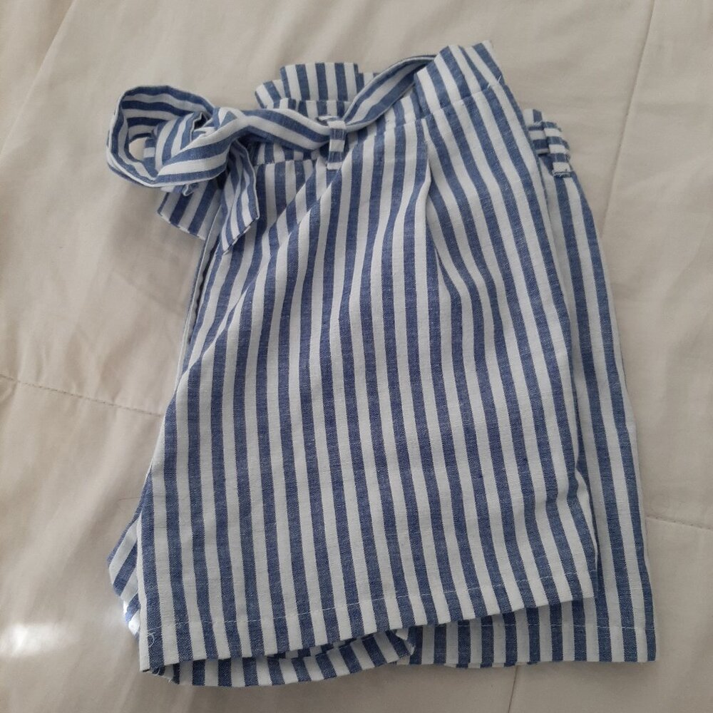 Trashbag waist shorts